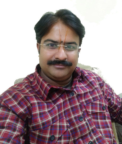 Pandit Chandan Parashar